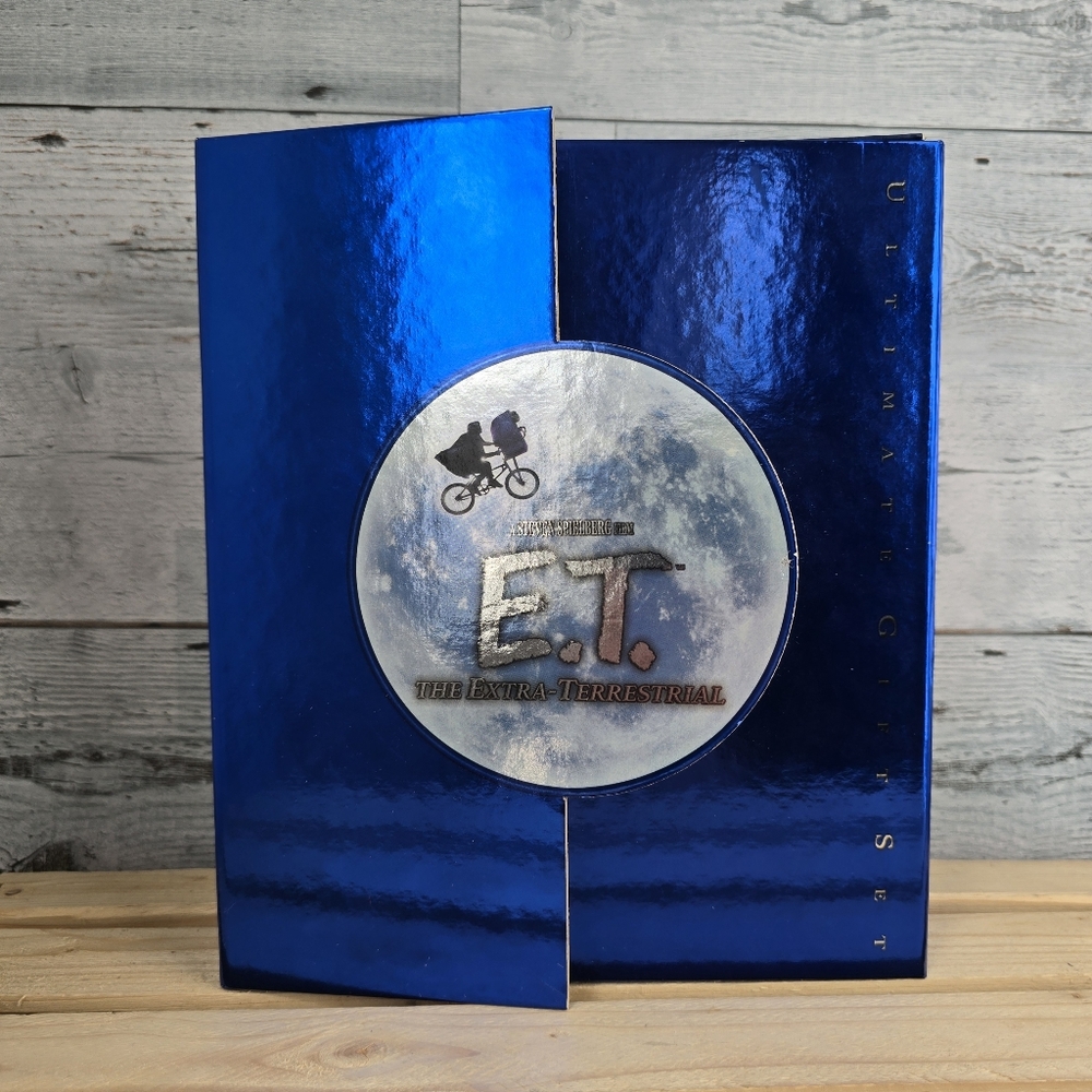 E.T. The Extra-Terrestrial DVD Gift Set Complete With COA 20th Anniversary